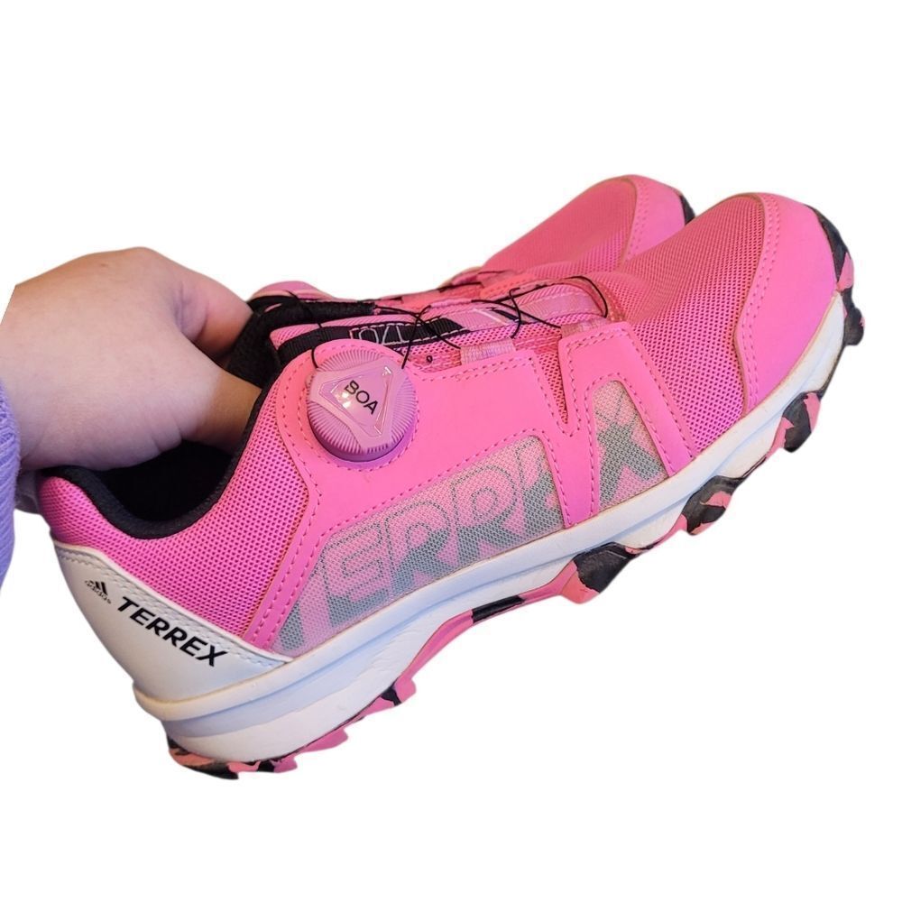 Adidas Terrex Screaming Pink Boa J Trail Running Shoes Girl's Size US 3.5